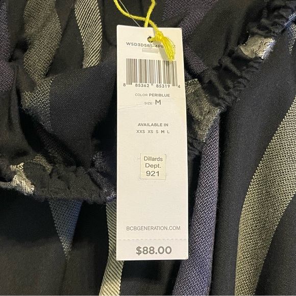 BCBGeneration Women’s Periblue Striped Pull On Mini Skirt Size Medium NWT - Picture 5 of 9